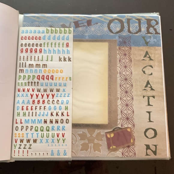 Vacation Memory pre designed scrapbook - Picture 4 of 10